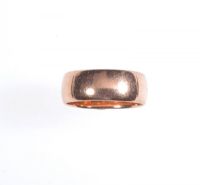 9 CT ROSE GOLD BAND at Ross's Online Art Auctions