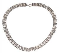 STERLING SILVER GATE LINK NECKLACE at Ross's Online Art Auctions