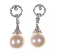 18CT WHITE GOLD SOUTH SEA PEARL AND DIAMOND DROP EARRINGS at Ross's Online Art Auctions