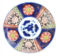 IMARI WALL PLATE at Ross's Online Art Auctions