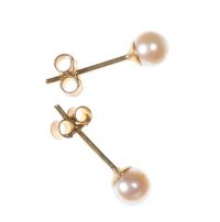 9CT GOLD CULTURED PEARL STUD EARRINGS at Ross's Online Art Auctions