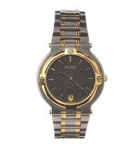 GUCCI '9000G' GOLD-PLATED STAINLESS STEEL GENT'S WRIST WATCH at Ross's Online Art Auctions