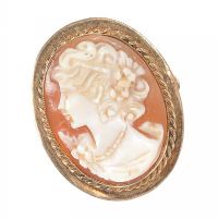 9CT GOLD OVAL CAMEO BROOCH at Ross's Online Art Auctions