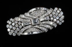 Antique and Vintage Jewellery at Rosss Auctioneers