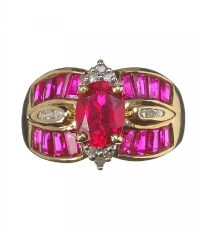 10CT GOLD RUBY AND DIAMOND CLUSTER RING at Ross's Online Art Auctions