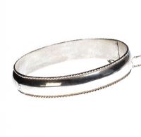 STERLING SILVER BANGLE at Ross's Online Art Auctions