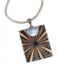 STERLING SILVER AND SHELL SPIDER WEB PENDANT AND CHAIN at Ross's Online Art Auctions