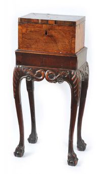 IRISH GEORGIAN MAHOGANY JARDINIERE STAND WITH CARVED FRIEZE, RAISED ON CABRIOLE LEGS at Ross's Online Art Auctions