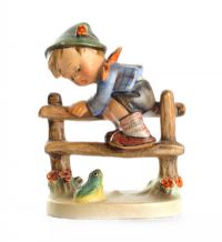 GOEBEL FIGURINE - BOY ON FENCE at Ross's Online Art Auctions