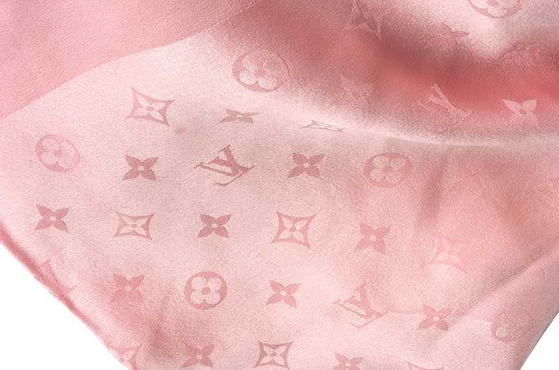 Fortære personificering Fristelse Louis Vuitton Baby Pink Scarf | The Art of Mike Mignola