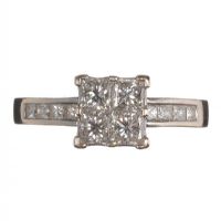 18CT WHITE GOLD QUAD PRINCESS-CUT DIAMOND CLUSTER RING WITH DIAMOND-SET SHOULDERS WITH BOX at Ross's Online Art Auctions