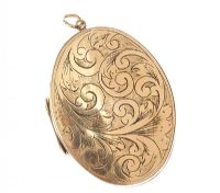 ENGRAVED 9CT GOLD OVAL LOCKET at Ross's Online Art Auctions
