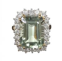 18CT GOLD GREEN QUARTZ AND DIAMOND CLUSTER RING at Ross's Online Art Auctions