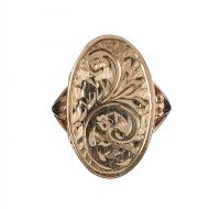 9CT GOLD ENGRAVED LOCKET RING at Ross's Online Art Auctions
