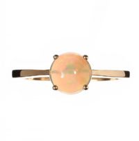 9CT GOLD AND OPAL RING at Ross's Online Art Auctions