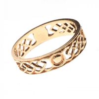 9CT GOLD PIERCED RING at Ross's Online Art Auctions