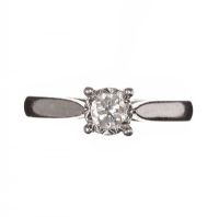 PLATINUM AND DIAMOND RING at Ross's Online Art Auctions