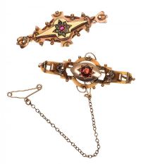 PAIR OF VICTORIAN 9CT GOLD GEM-SET BROOCHES at Ross's Online Art Auctions
