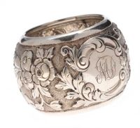 ENGRAVED STERLING SILVER NAPKIN RING at Ross's Online Art Auctions