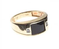9CT GOLD AGATE AND DIAMOND RING at Ross's Online Art Auctions