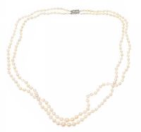 DOUBLE-STRAND OF CULTURED PEARLS at Ross's Online Art Auctions