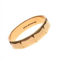 14CT GOLD BAND at Ross's Online Art Auctions