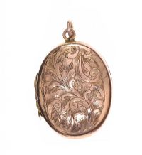 9CT GOLD FRONT & BACK ENGRAVED OVAL LOCKET at Ross's Online Art Auctions