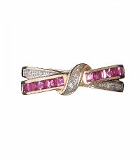 9CT RUBY RING CROSSOVER DESIGN at Ross's Online Art Auctions