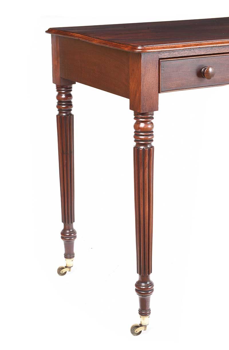 VICTORIAN MAHOGANY SIDE TABLE at Ross's Online Art Auctions