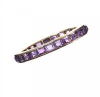 9CT GOLD AMETHYST BAND at Ross's Online Art Auctions