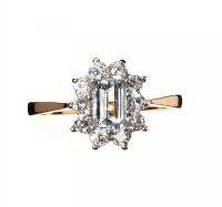 9CT GOLD AN CUBIC ZIRCONIA RING at Ross's Online Art Auctions