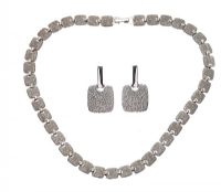 SILVER SUITE OF STERLING SILVER JEWELLERY at Ross's Online Art Auctions