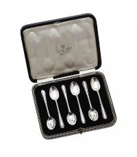 BOXED SET OF SIX SHARMAN D. NEILL STERLING SILVER TEASPOONS at Ross's Online Art Auctions