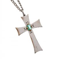 9CT WHITE GOLD EMERALD AND DIAMOND CROSS AND CHAIN at Ross's Online Art Auctions