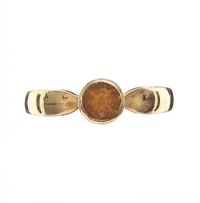 9CT GOLD YELLOW STONE RING at Ross's Online Art Auctions