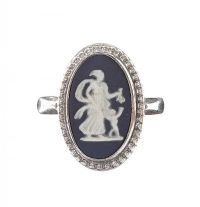 STERLING SILVER MOUNTED WEDGWOOD CAMEO RING at Ross's Online Art Auctions