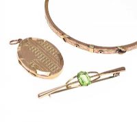 9CT GOLD BANGLE AND LOCKET AND A GOLD CRYSTAL-SET BROOCH at Ross's Online Art Auctions