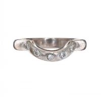 
18CT WHITE GOLD DIAMOND FITTED BAND at Ross's Online Art Auctions