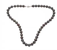 FRESH WATER PEARL NECKLACE WITH STERLING SILVER CLASP at Ross's Online Art Auctions