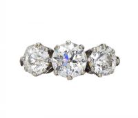 18CT GOLD AND PLATINUM THREE STONE DIAMOND RING at Ross's Online Art Auctions