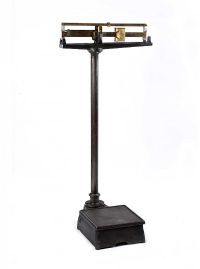 VINTAGE CAST IRON & BRASS FLOOR STANDING SCALES at Ross's Online Art Auctions