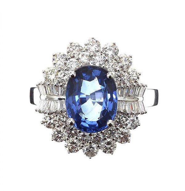 '18CT WHITE GOLD SAPPHIRE AND DIAMOND RING'