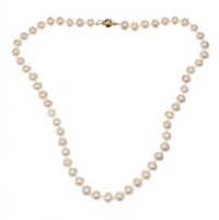 STRAND OF CULTURED PEARLS WIH 14CT GOLD CLASP at Ross's Online Art Auctions