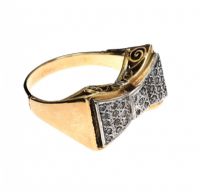 GOLD TONE DIAMOND RING at Ross's Online Art Auctions