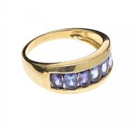 9CT GOLD RING WITH PURPLE STONES at Ross's Online Art Auctions