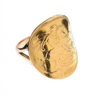 9CT GOLD MOUNTED VICTORIAN FULL SOVEREIGN RING at Ross's Online Art Auctions