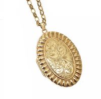 9CT GOLD LOCKET NECKLACE at Ross's Online Art Auctions