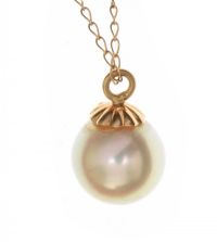 9CT GOLD CULTURED PEARL NECKLACE at Ross's Online Art Auctions