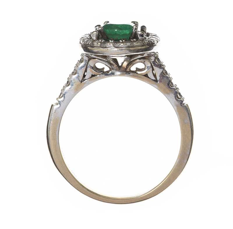 18CT WHITE GOLD EMERALD AND DIAMOND CLUSTER RING