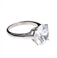 STERLING SILVER RING SET WITH MOISSANITE at Ross's Online Art Auctions